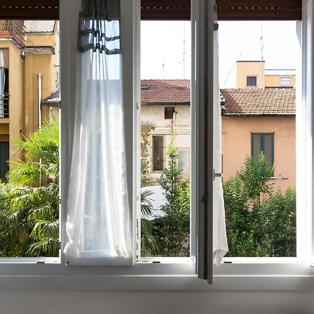 Monte Ceneri شقة ميلان