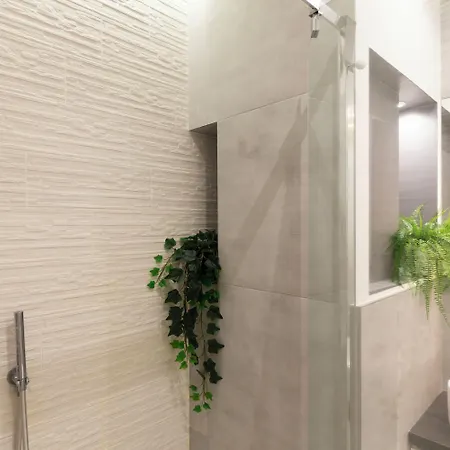 Monte Ceneri شقة ميلان